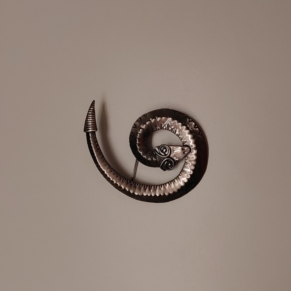 Vintage Serpent Brooch - Picture 2 of 5